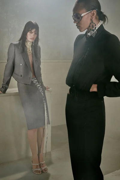 Look 1